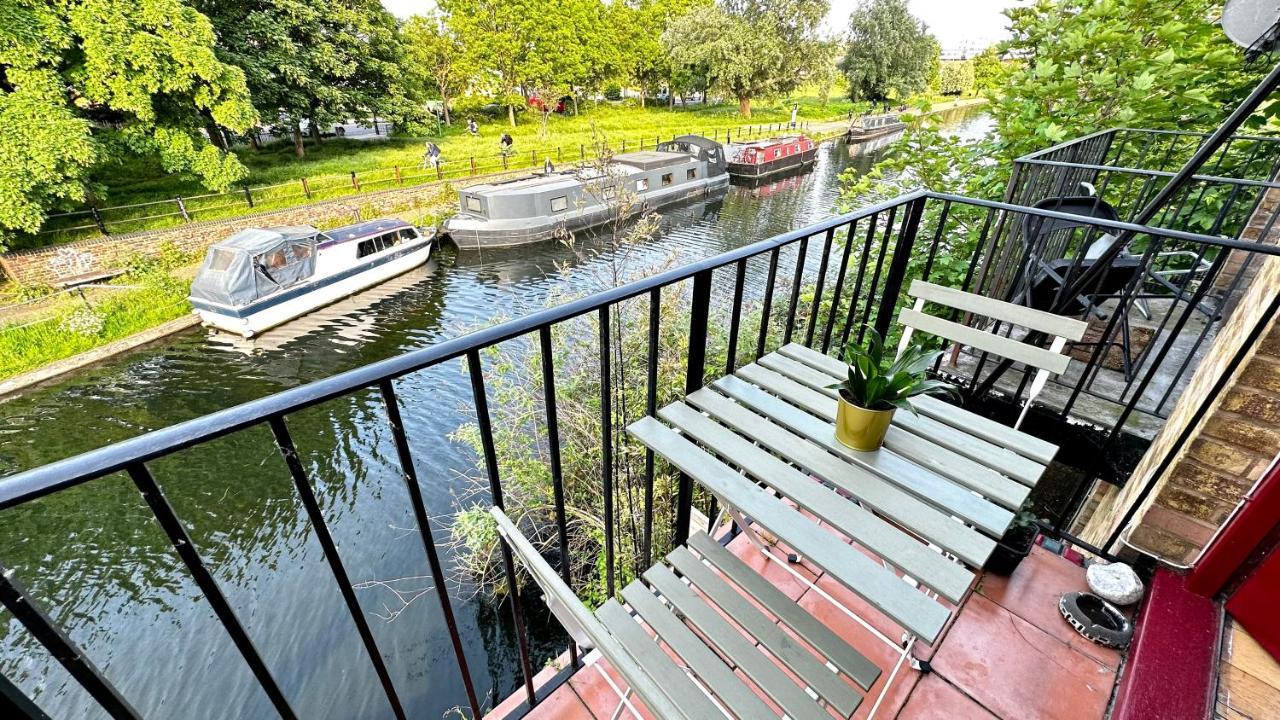 Amazing Location - City Of London- 2 Bedroom Stunning Canal View House With Private Garden,Parking & Balcony 외부 사진