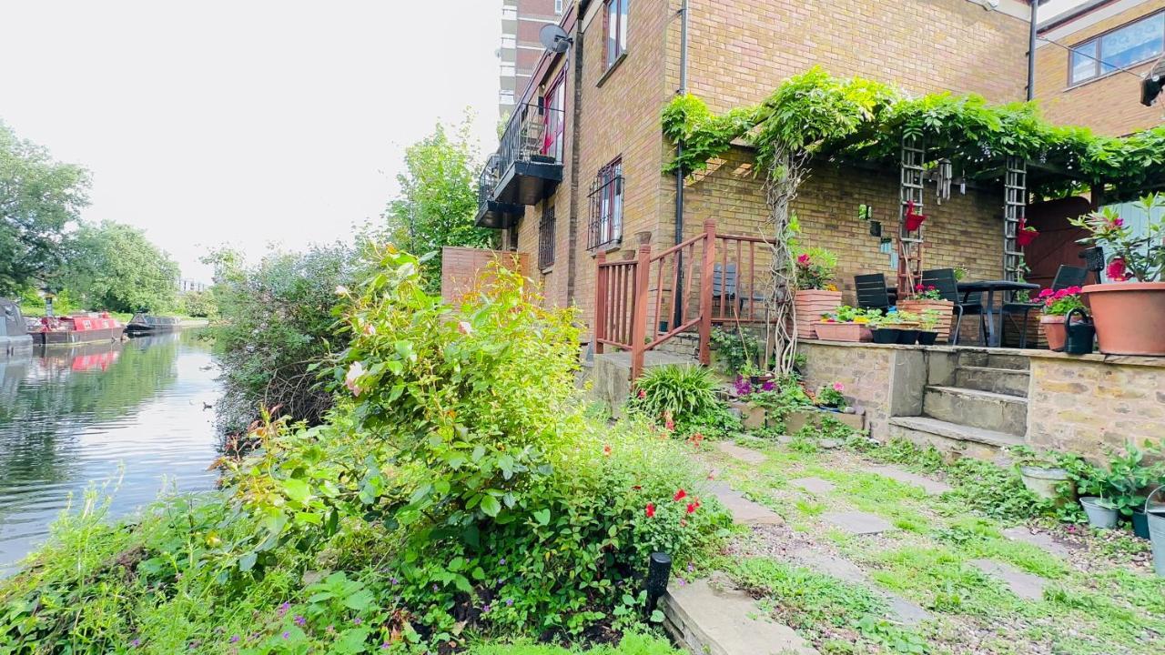 Amazing Location - City Of London- 2 Bedroom Stunning Canal View House With Private Garden,Parking & Balcony 외부 사진